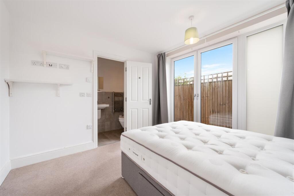 ACER HOUSE, FLAT  (5).jpg