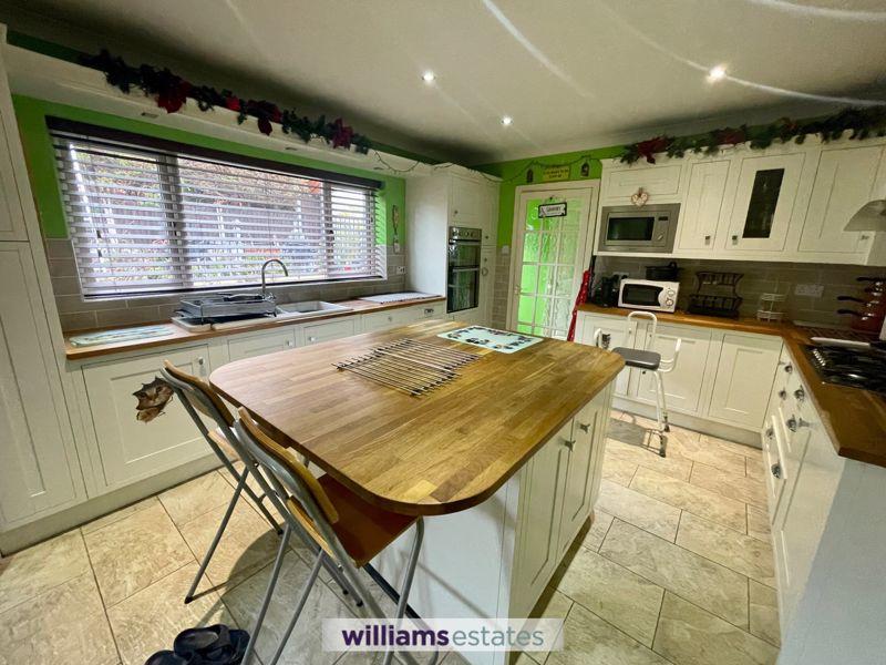 Kitchen/ Diner
