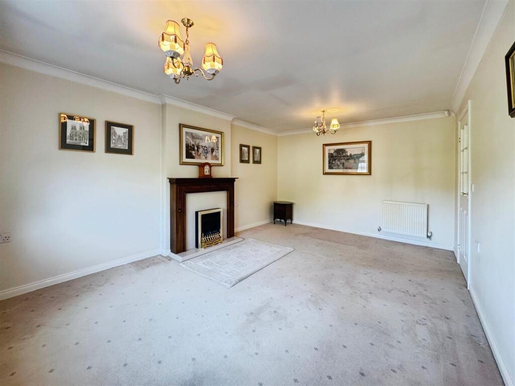 6741552b-0-4274-B678-EEBBF00E4FAB-8069-0000061460A