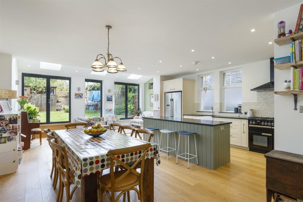 Living/Kitchen/Dining