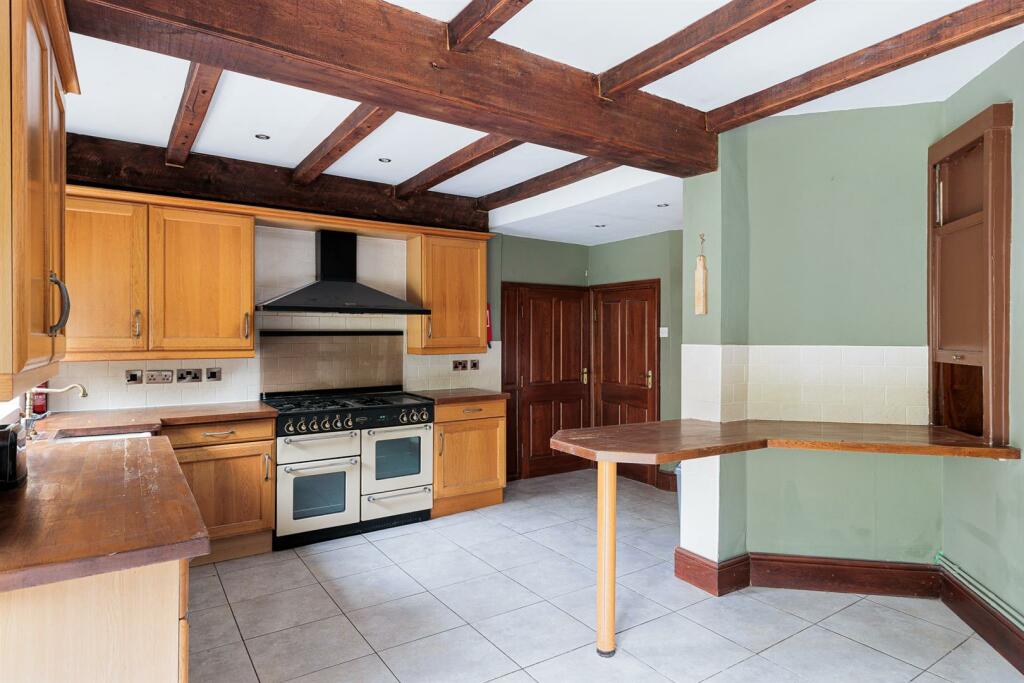 Kitchen/Dining