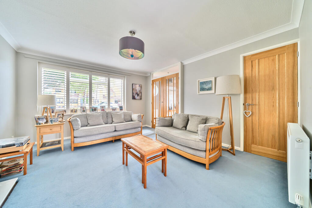 1288388-25-682dac...