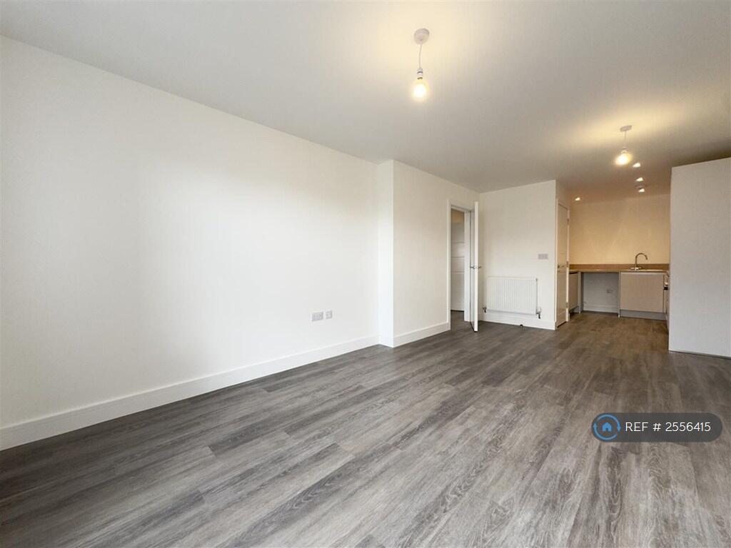 Open Plan Lounge &amp; Kitchen
