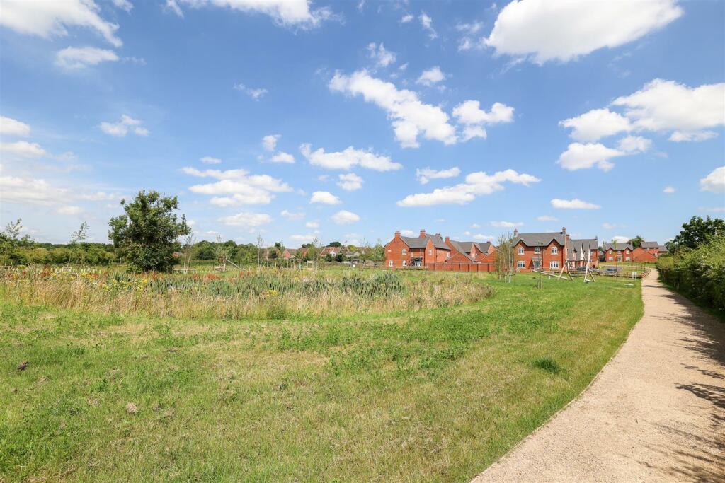 9 Primrose Walk, Ravenstone