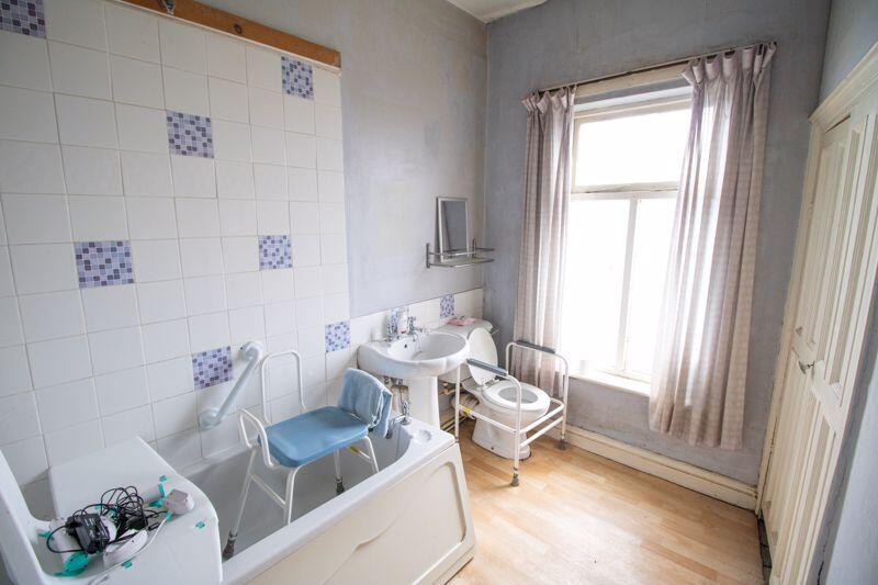 Family bathroom