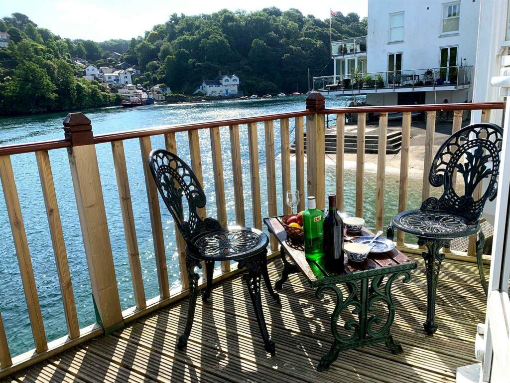 Deck 2 IMG_3251 (002).JPG