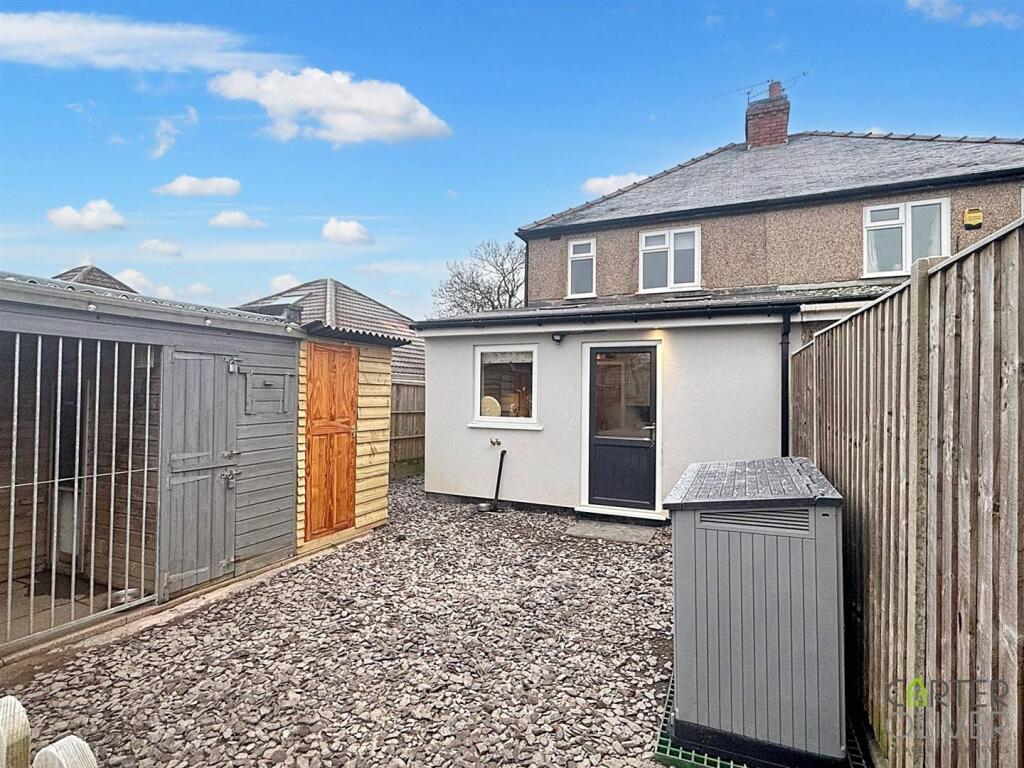 REAR OF BOTTOM OF GARDEN.jpg
