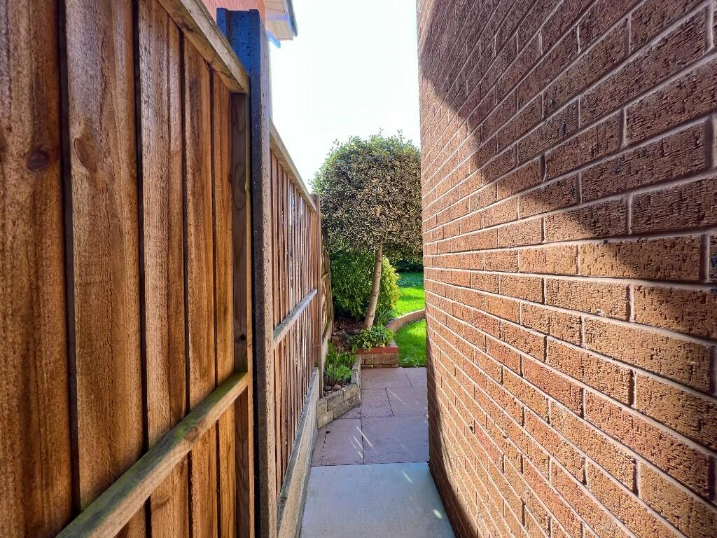 SIDE ACCESS