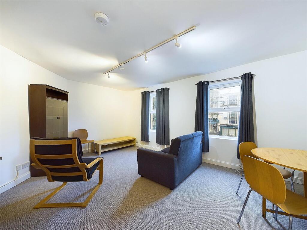3 - 38 Bedminster Parade Investment Flats.jpg