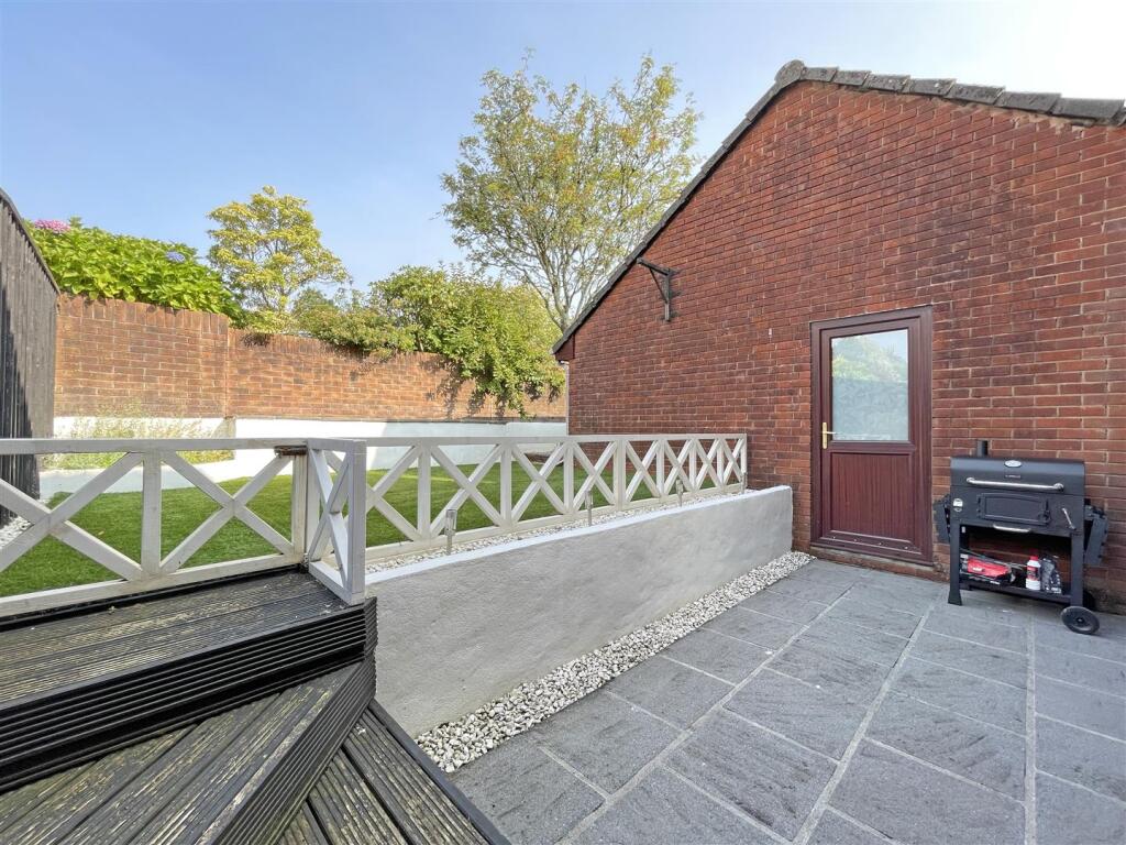 Redwing Drive 2 - Patio.jpg