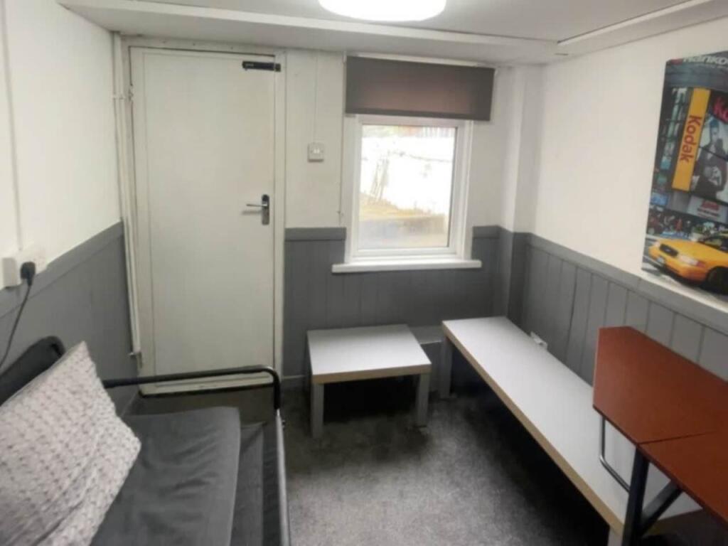 q5bbyyY2WHnRo3VtYBH6