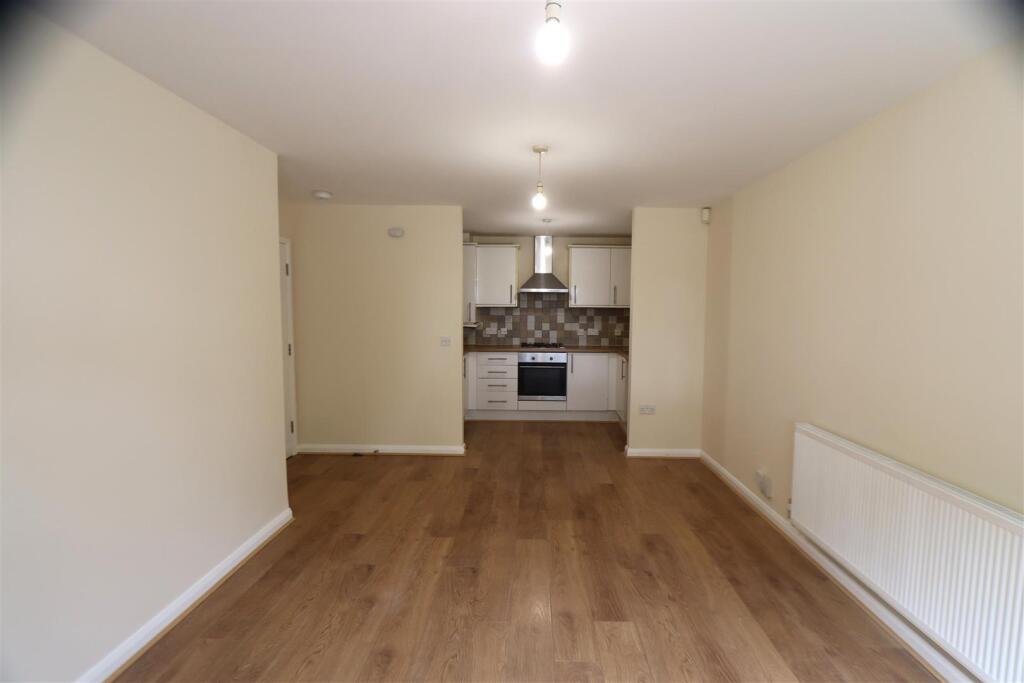 Open plan lounge.JPG