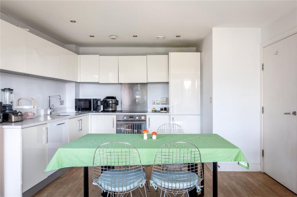 Verdigris Aptmnts E2