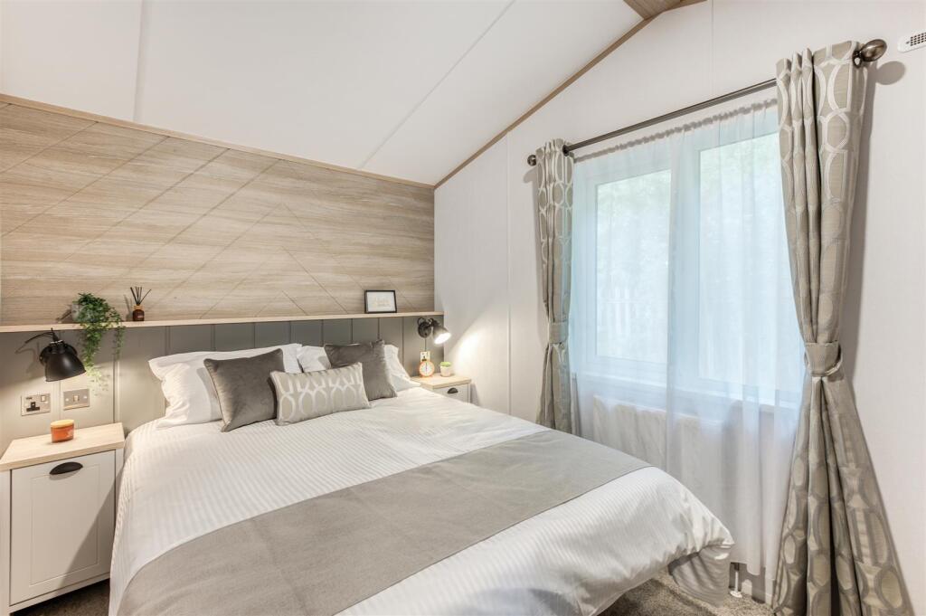 1725291596-sherwood-lodge-4-31-retouched_2024-05-0