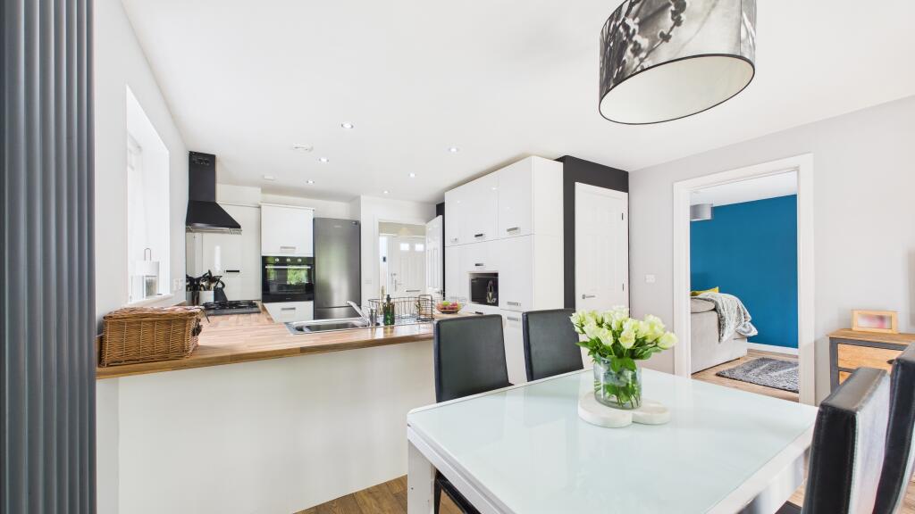 Dining Room (2)