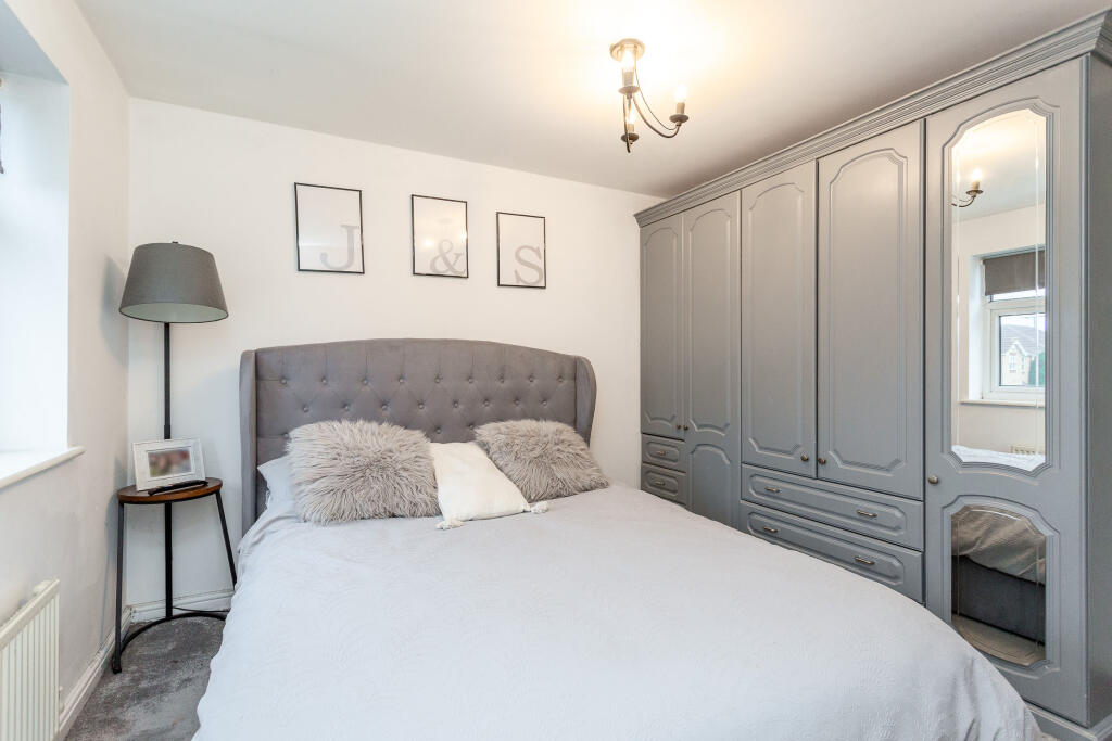 bedroom 1a