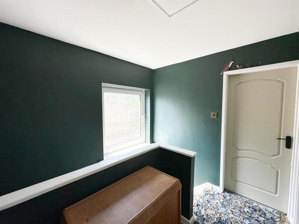 3 bed semi, Steeton
