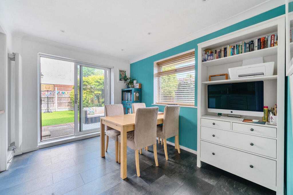 1312539-12-685ec1...