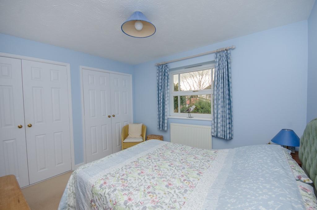 Bedroom 2 pic 2.jpg