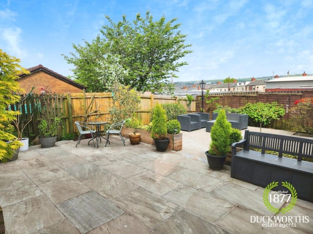 c0f269a3-20240508_160448 5B46942 5D