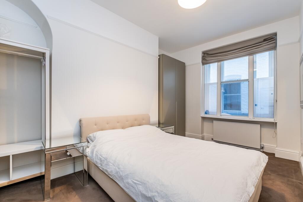 westminster-palac...