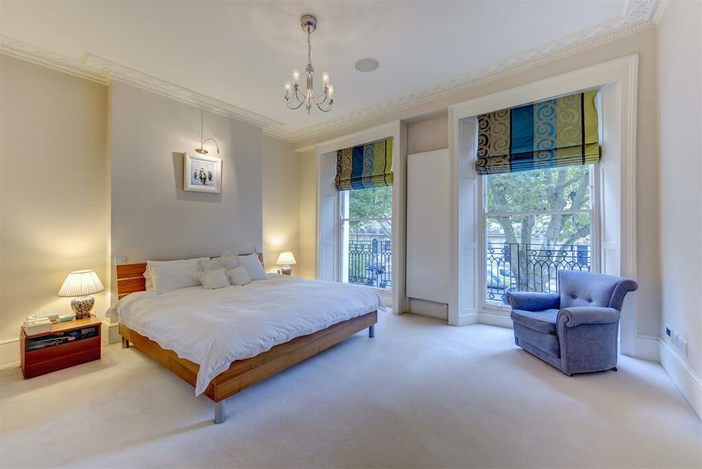 18 hamilton terrace 371082 bed1_RGB.jpg