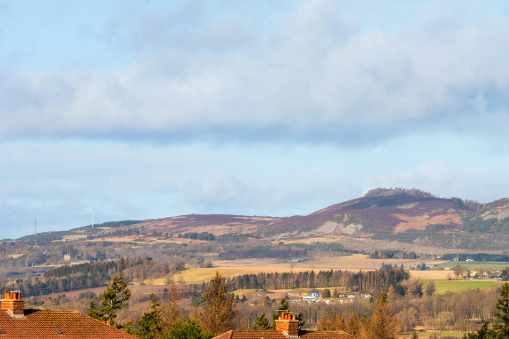 DEV002586_North View 2nd Fl Plot 204 and 212 Isla 001 _028 vs 1