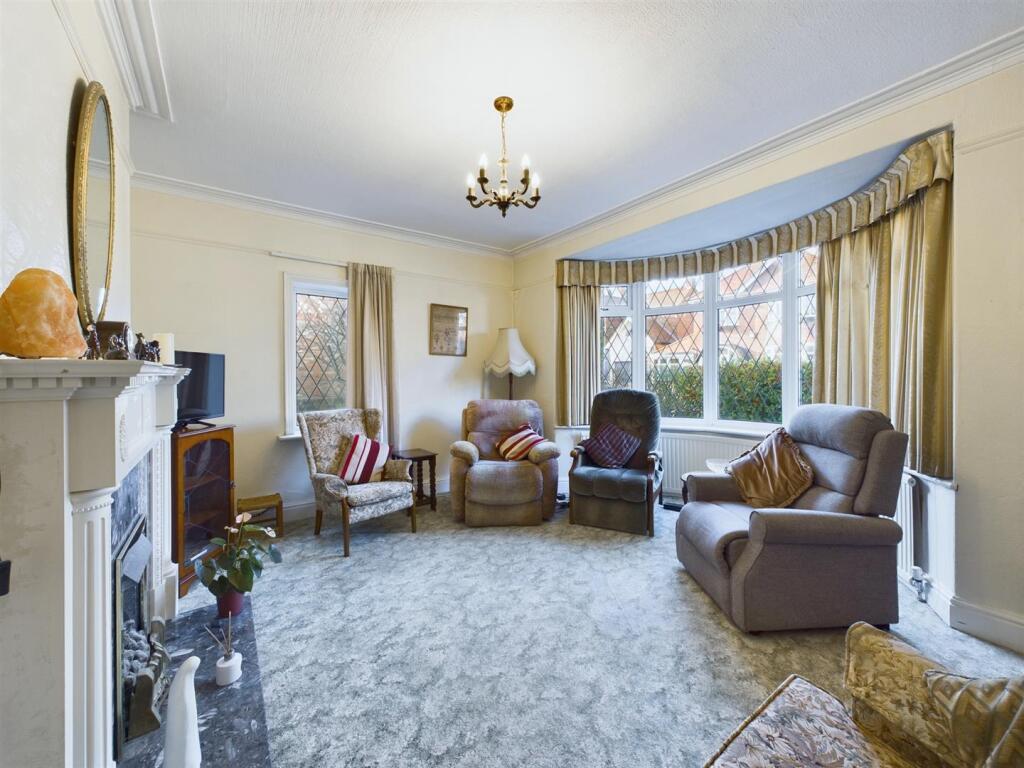 Lounge:
