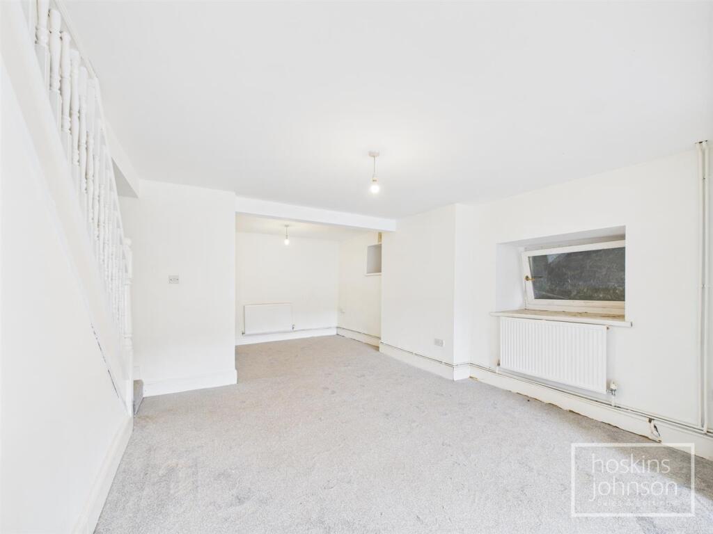 Living/Sitting Room