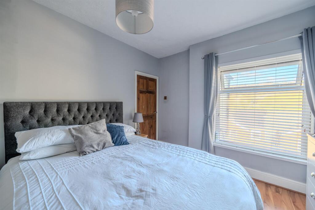 19 Park Terrace-6.jpg