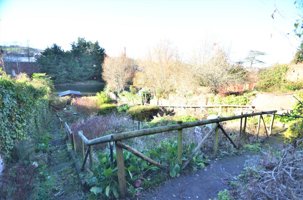 Tiverton Seddons