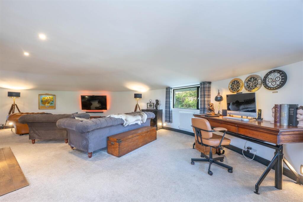 Main Living Space (FIRST FLOOR)