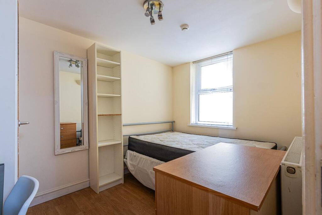 Rhymney Street 70 (4 of 18).jpg