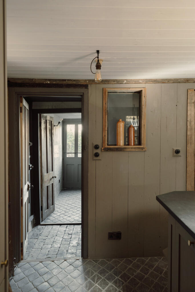 274688 - 28-TACKLEWAY-BENTINCK-HOUSE-015.jpg
