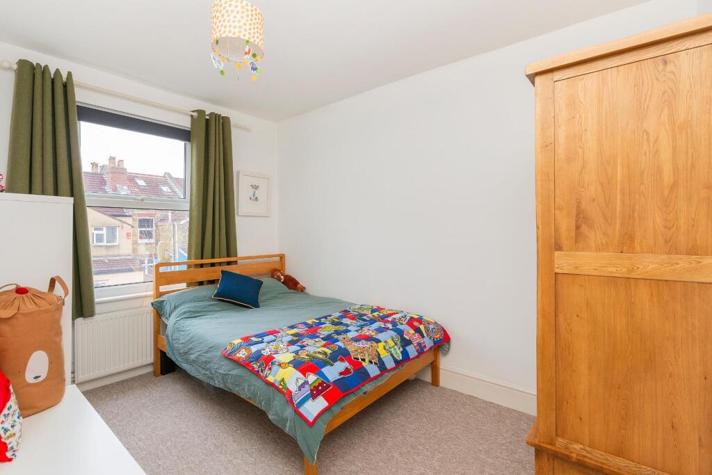 1A1R6BR - Bedroom I.jpg