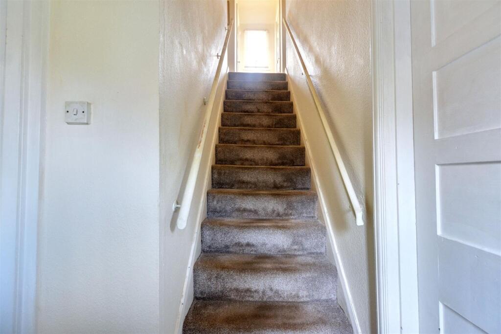 Entrance Hall_1.jpeg