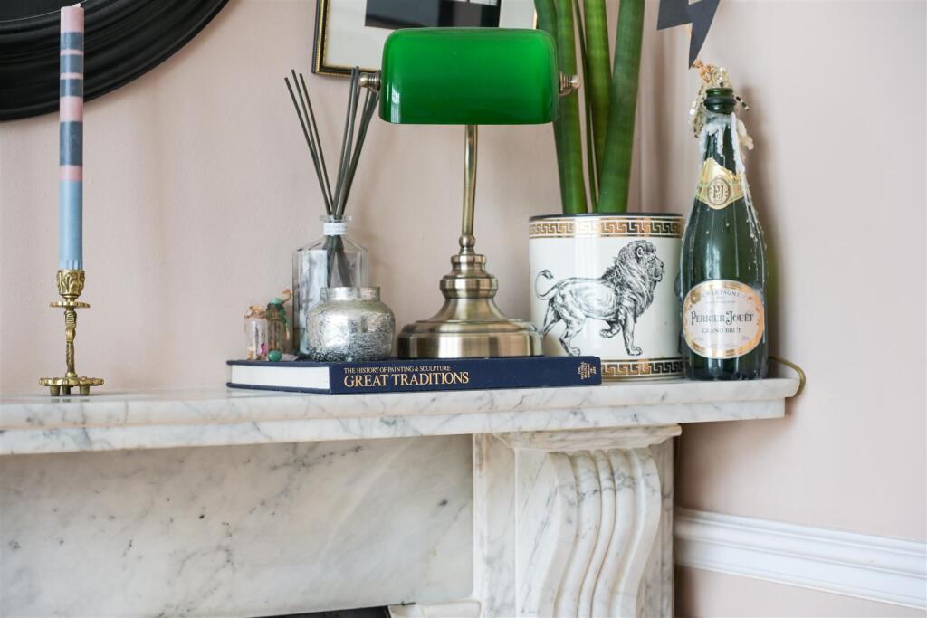 WORPLE ROAD (11).jpg