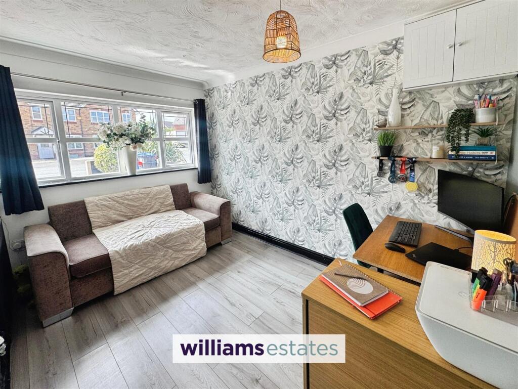 Bedroom Four / Office