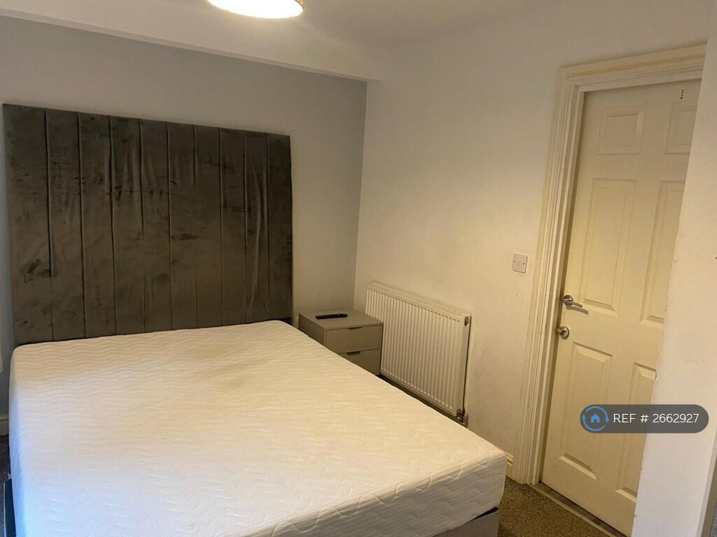 Double Bedroom