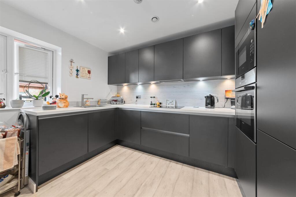 6 Jennings Court-14.jpg