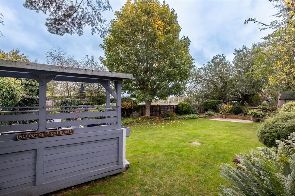 29  Duck Lane (25).jpg