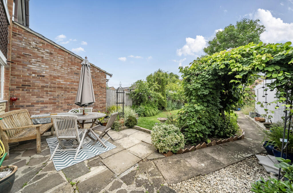 130101046839b800878a1