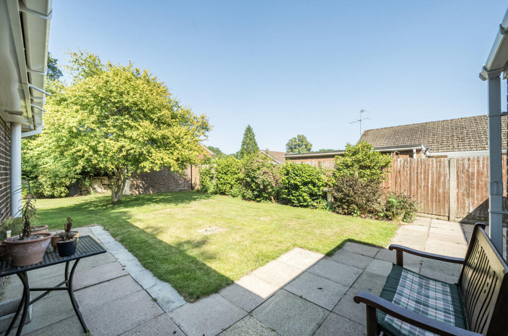 1311083-13-685452...