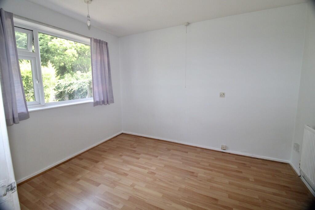 87B7BDEE-9A0A-4D3...