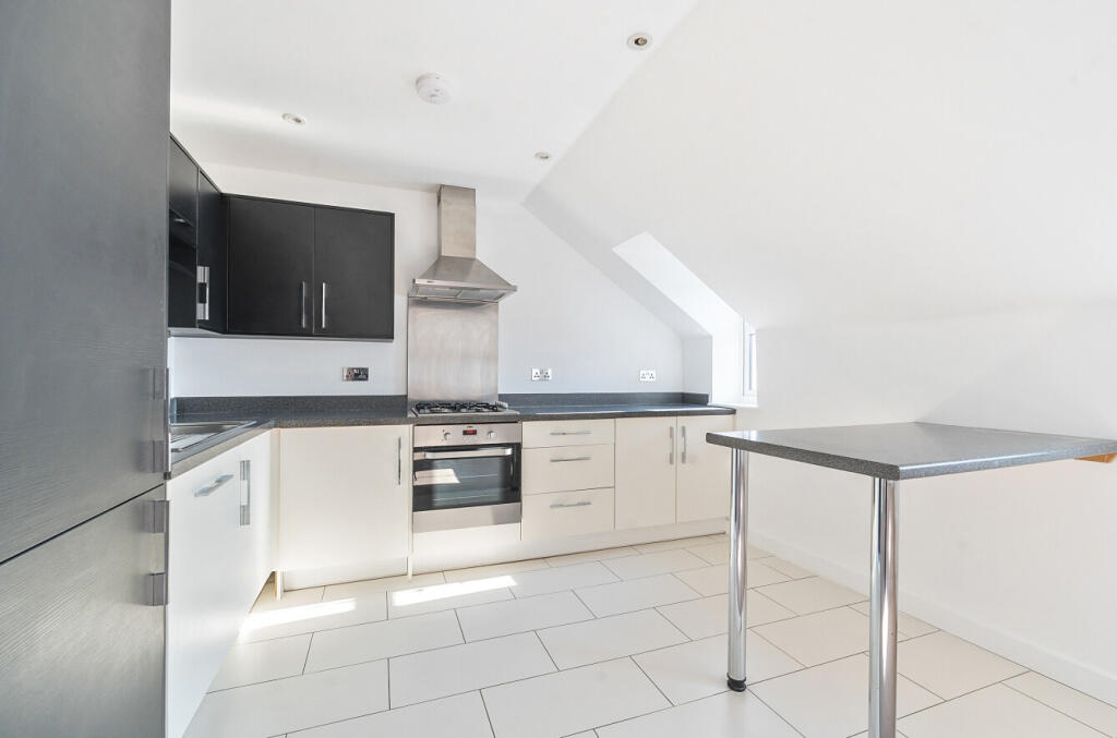 1314483-4-685447b...