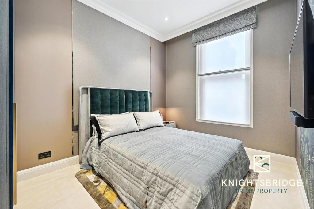 Apartment 4, 106 Park St (8).jpg