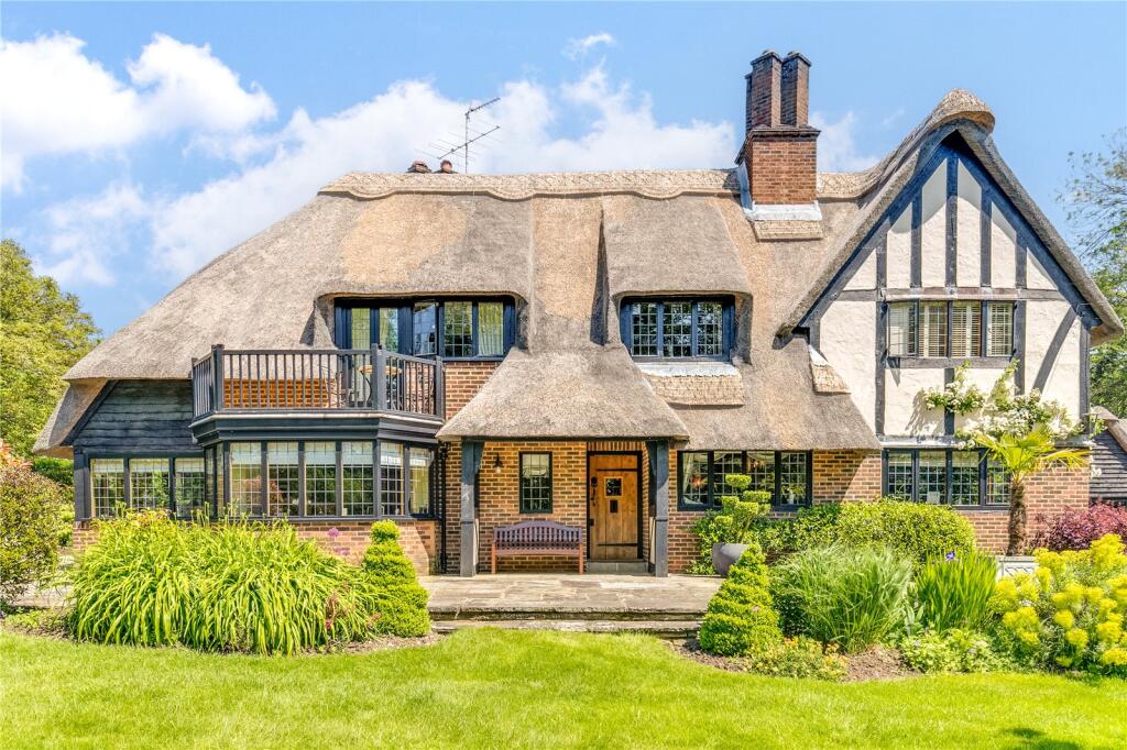 The Thatched House