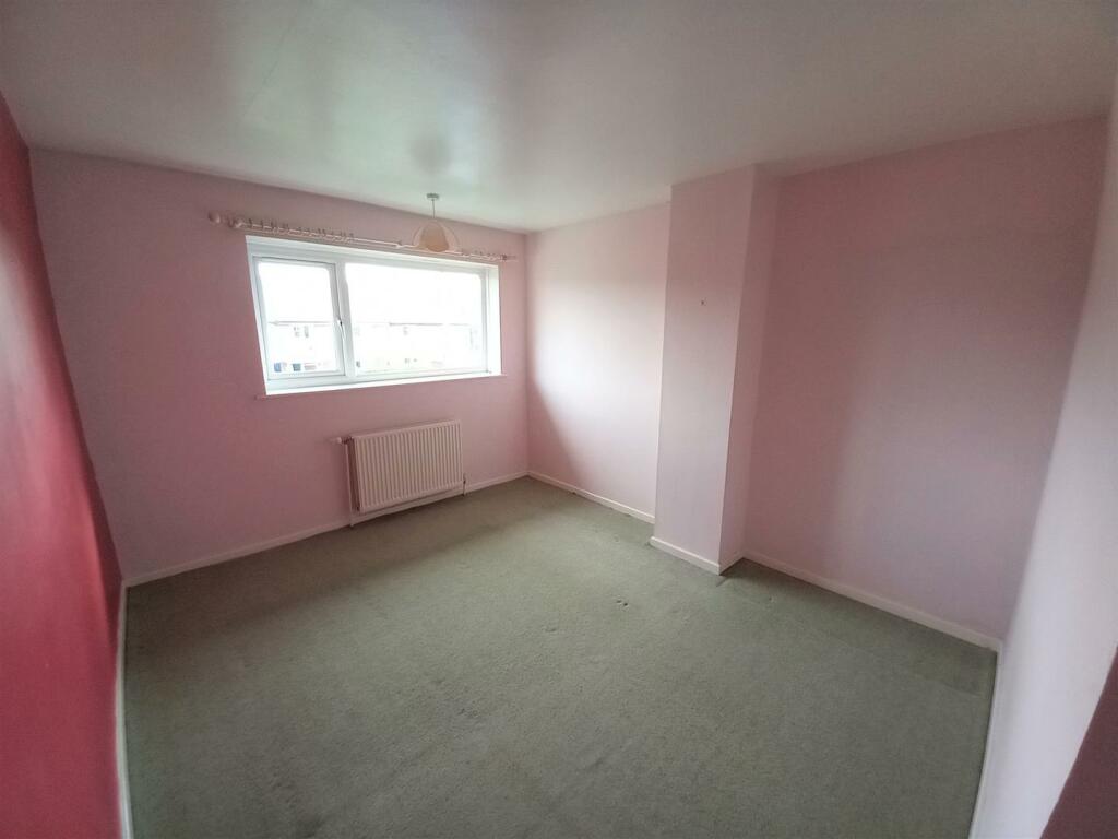 Bedroom One.jpg