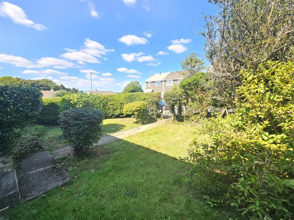 Front Garden.jpg