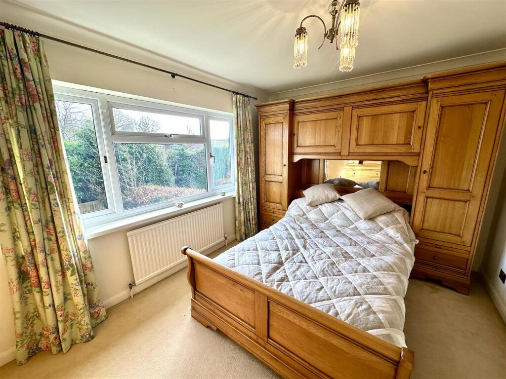 BEDROOM 5/STUDY